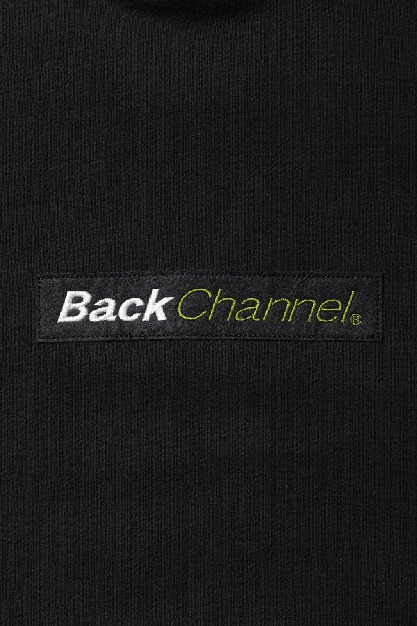 Back Channel】OFFICIAL LOGO PULLOVER PARKA