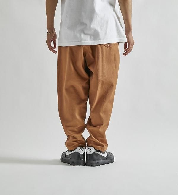 【APPLEBUM】LOOSE COLOR TAPERED PANTS