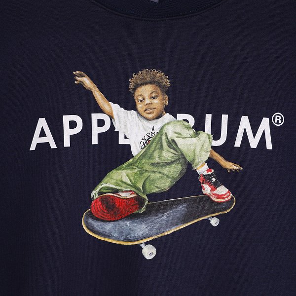 APPLEBUM】“THE PHUNCKY BOY” CREW SWEAT