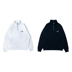 DOCTOR BIRD CAFEۡMAIN LOGO HALF ZIP SWEAT<img class='new_mark_img2' src='https://img.shop-pro.jp/img/new/icons5.gif' style='border:none;display:inline;margin:0px;padding:0px;width:auto;' />