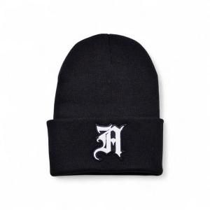 APPLEBUMۡA KNIT CAP<img class='new_mark_img2' src='https://img.shop-pro.jp/img/new/icons5.gif' style='border:none;display:inline;margin:0px;padding:0px;width:auto;' />