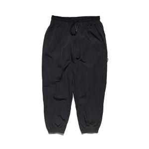 HAIGHTRELAXING JOGGER PANTS<img class='new_mark_img2' src='https://img.shop-pro.jp/img/new/icons5.gif' style='border:none;display:inline;margin:0px;padding:0px;width:auto;' />