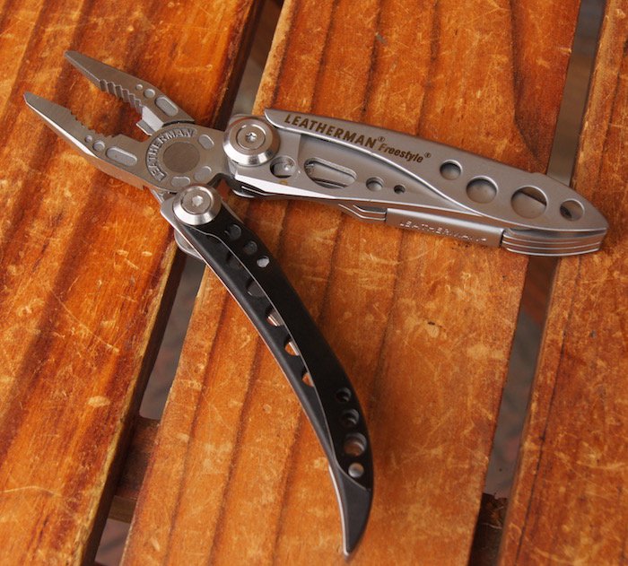 LEATHERMAN レザーマン＞FREESTYLE フリースタイル - 中古アウトドア