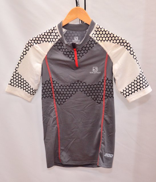 SALOMON サロモン＞EXO S-LAB ZIP TEE GRAY- 中古アウトドア用品・中古登山用品 買取・販売専門店 : maunga  (マウンガ)