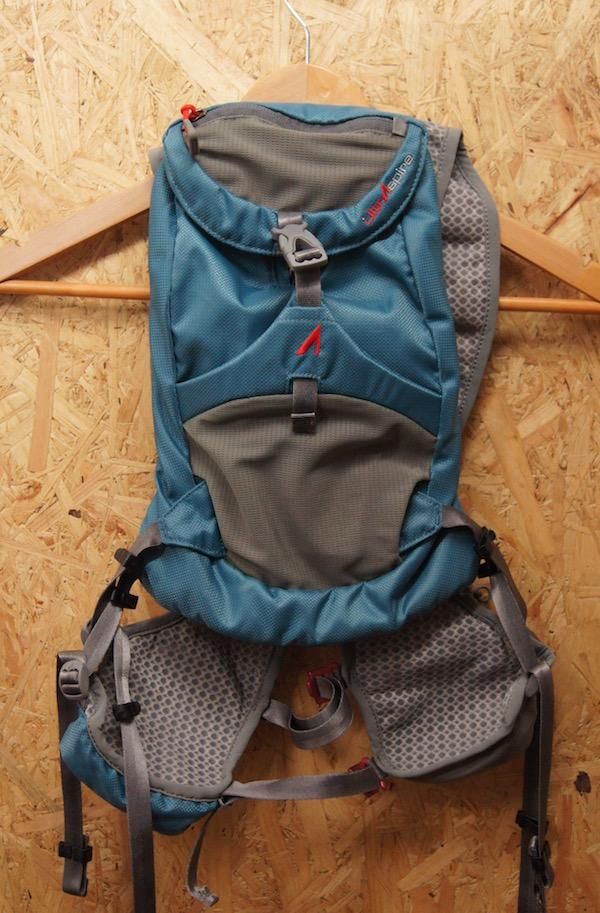 2022年新作入荷 ウルトラスパイア サージ 【未使用】 登山用品