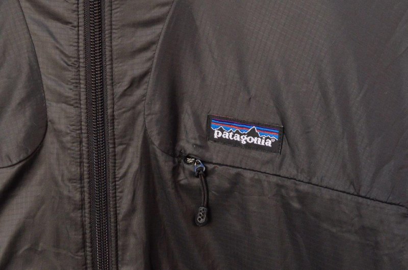 パタゴニア　マイクロパフフーデッドジャケット