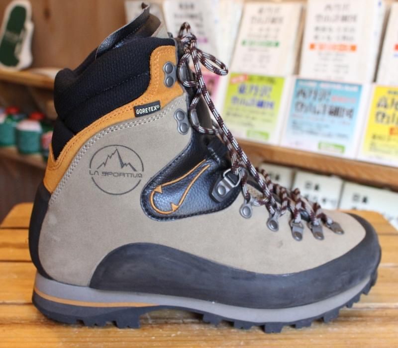 人気のファッションブランド！ LA SPORTIVA スポルティバ＞ KARAKORUM TREK GTX カラコラム 23.0cm