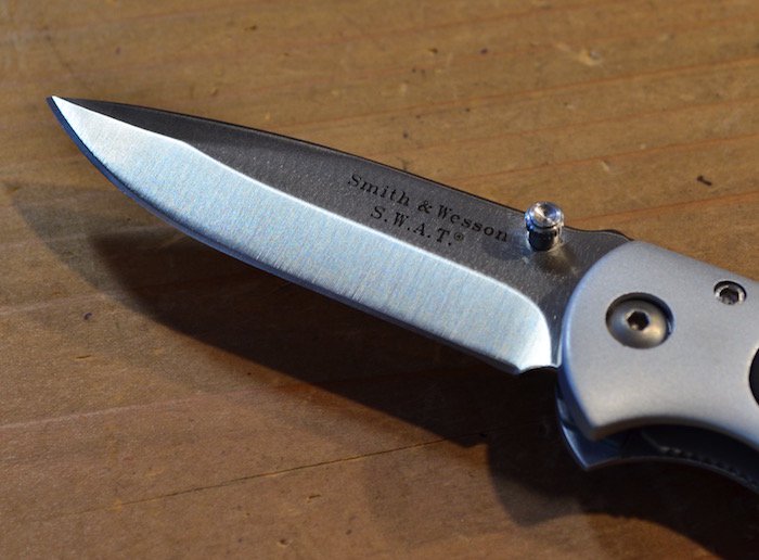 Smith & Wesson スミスアンドウェッソン＞ SW2001 Swat Baby Liner Lock Knife |  中古アウトドア用品・中古登山用品 買取・販売専門店 : maunga (マウンガ)