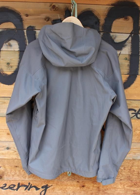 patagonia パタゴニア＞ Men's ストームジャケット | 中古
