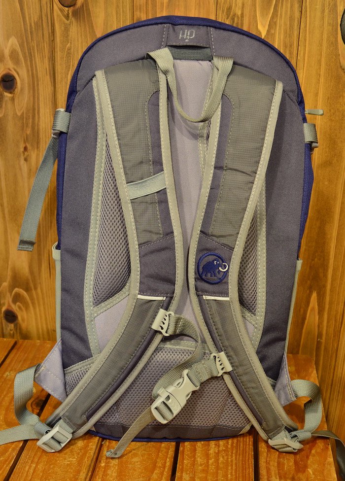 MAMMUT マムート＞ Xera Shake 18L エクセラ シェイク レディース | 中古アウトドア用品・中古登山用品 買取・販売専門店 :  maunga (マウンガ)