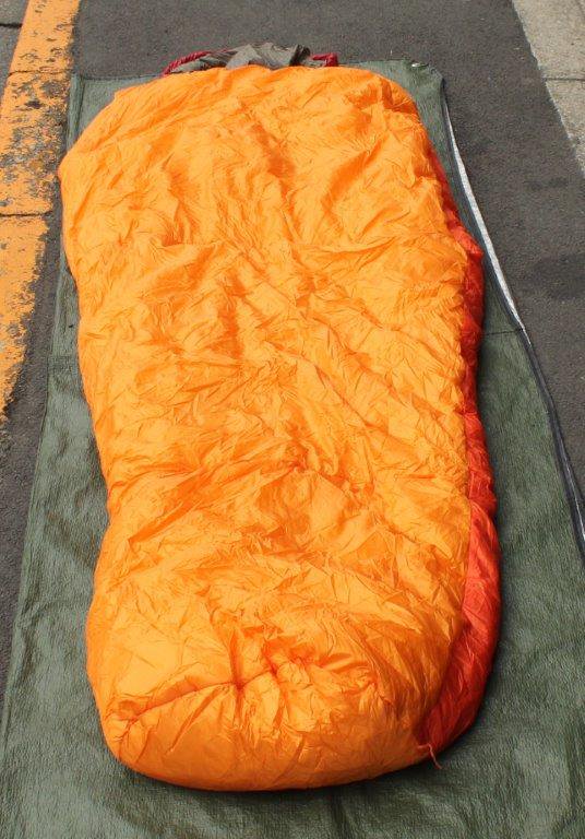 ファイントラック finetrack ポリゴンネスト 9×6 - 寝袋/寝具