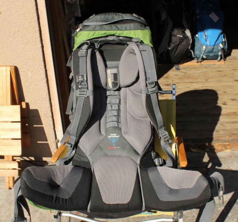 deuter ドイター＞ aircontact 65 ＋ 10 エアコンタクト65＋10 | 中古