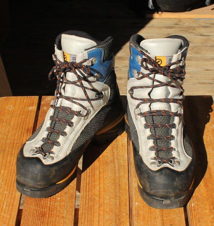 スカルパ　ゴアテックス　フレネイＸＴ　登山靴