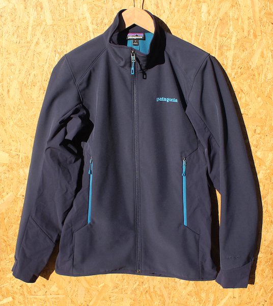 【季節外れの為値下げ】Patagonia　アズハイブリッドジャケット　Ｍサイズ