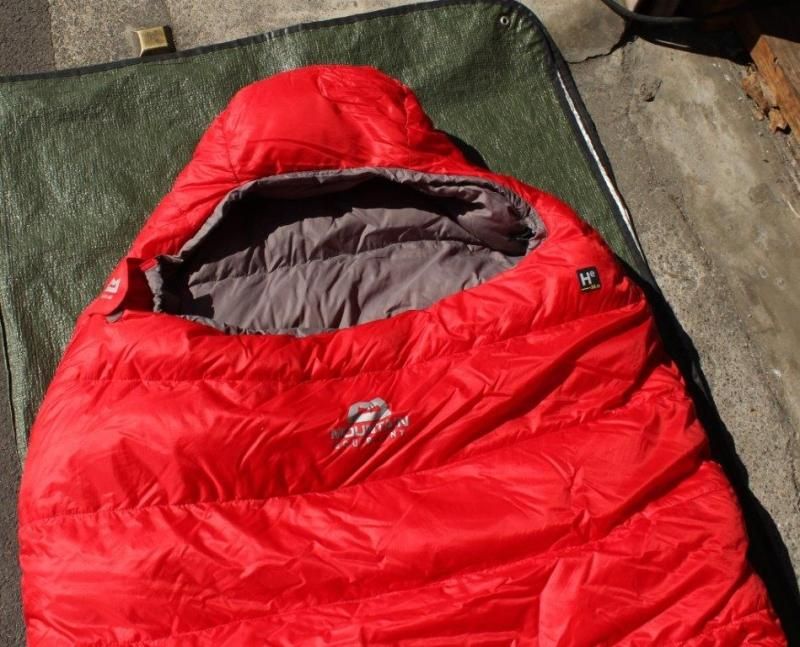 MOUNTAIN EQUIPMENT マウンテンイクイップメント＞ HELIUM