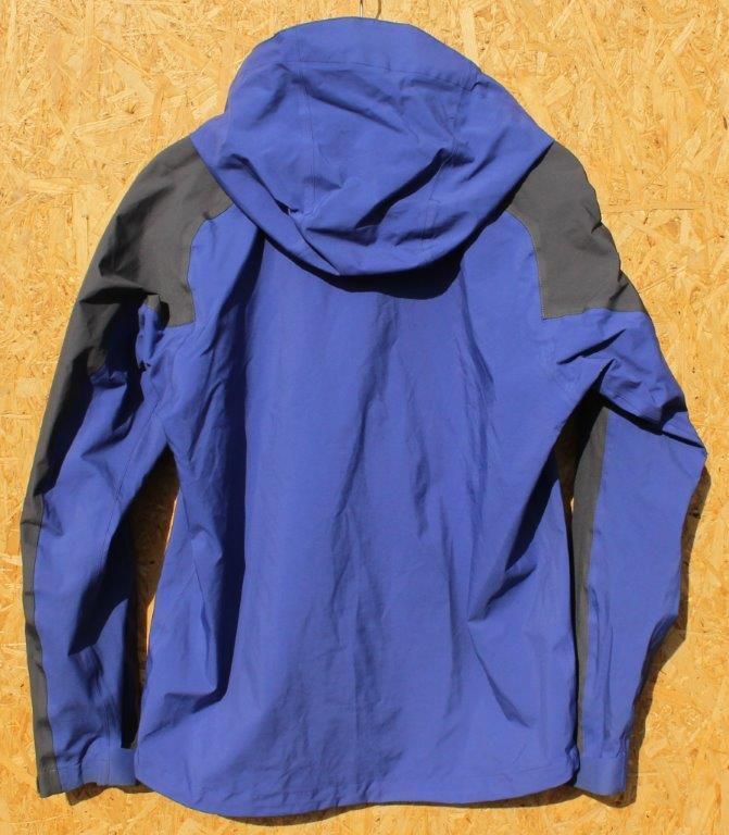 berghaus バーグハウス＞ ARCOBALENO SUITS JACKET