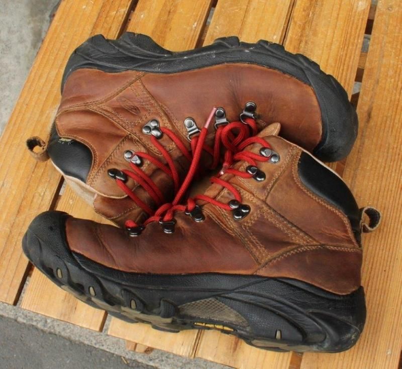 KEEN キーン> Pyrenees ピレニーズ | 中古アウトドア用品・中古登山 ...