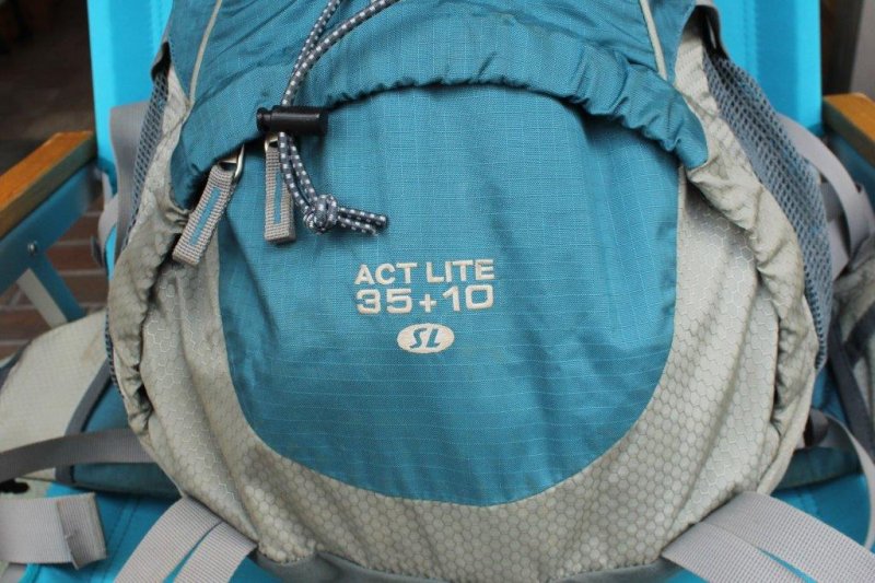 deuter ドイター＞ ACT LITE 35+10 SL ACTライト35+10SL | 中古アウトドア用品・中古登山用品 買取・販売専門店 :  maunga (マウンガ)