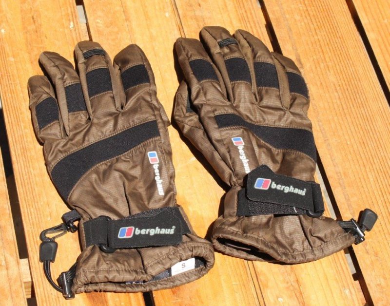 berghaus バーグハウス＞ Rain Glove レイングローブ 【クリックポスト