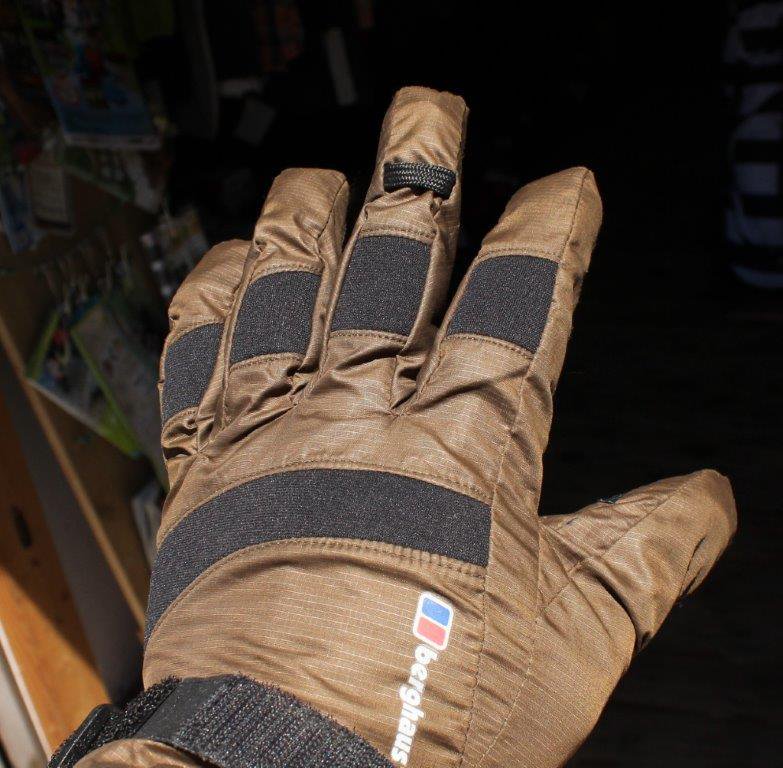 berghaus バーグハウス＞ Rain Glove レイングローブ 【クリックポスト