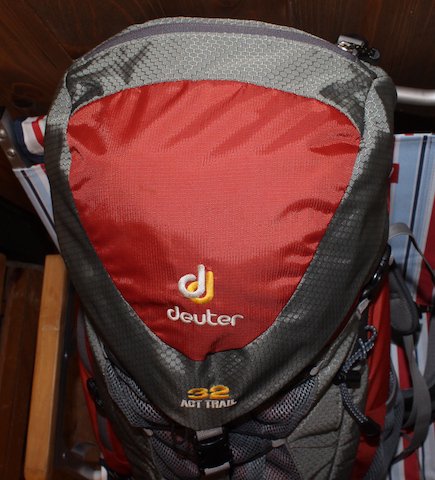 deuter ドイター＞ ACT TRAIL 32 アクトトレイル32 | 中古アウトドア用品・中古登山用品 買取・販売専門店 : maunga  (マウンガ)