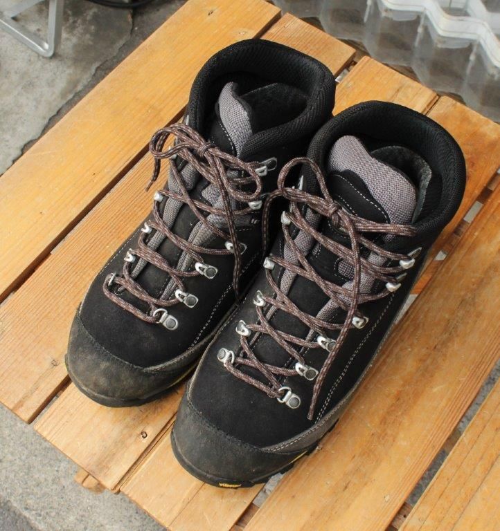 ザンバラン　パスビオGTX　zamberlan PASBIO GTX（美品） 1120142-670-300x300.jpg