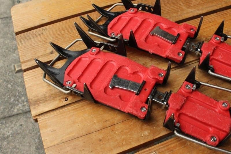 ほぼ新品 カジタックス アイゼン XB12 12本爪 ワンタッチ 雪山
