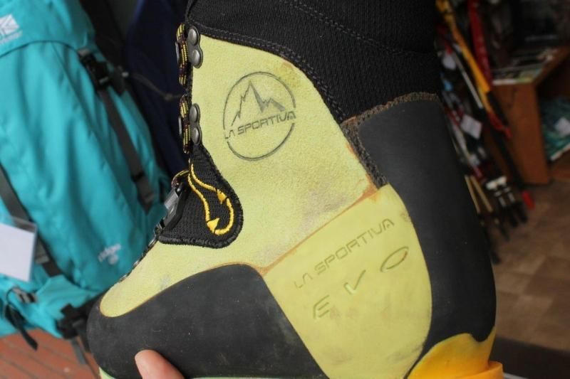 LA SPORTIVA スポルティバ＞ NEPAL EVO GTX WOMAN ネパールエボGTX