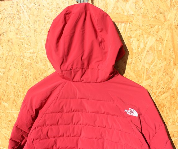 THE NORTH FACE ノースフェイス＞ ハイブリッド レッド ラン