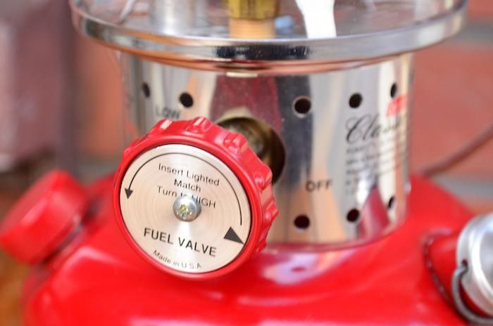 Coleman レッド 鋼製収納ボックス200B743J 95/4製造　取説付 Coleman コールマン＞200B743J ワンマントルランタン AND METAL