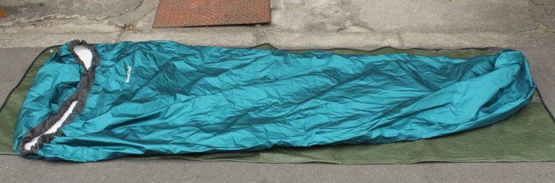 mont-bell モンベル＞ B-DRYTC.UL.SLEEPING BAG COVER WIDE ブリーズ