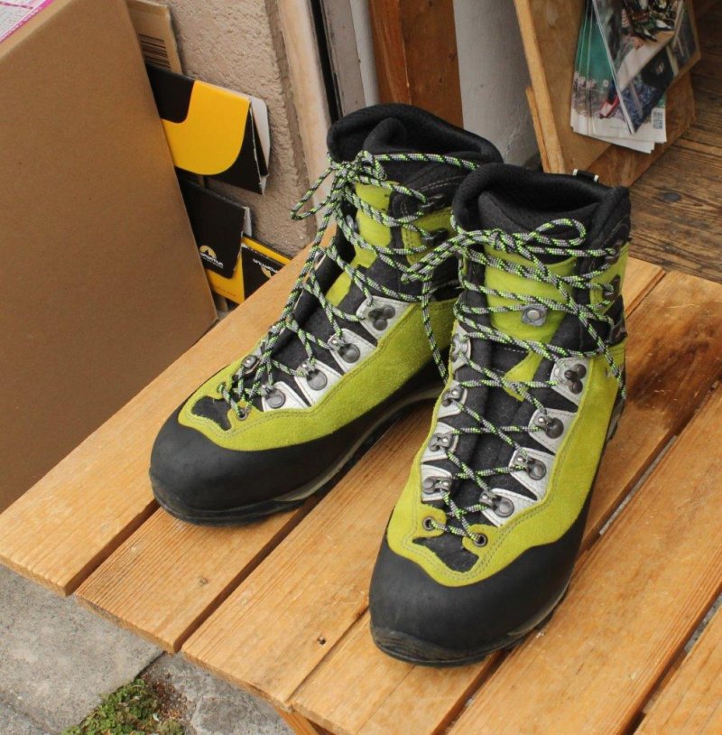 LOWA ローバー＞ CEVEDALE PRO GTX チェベダーレプロGTX | 中古