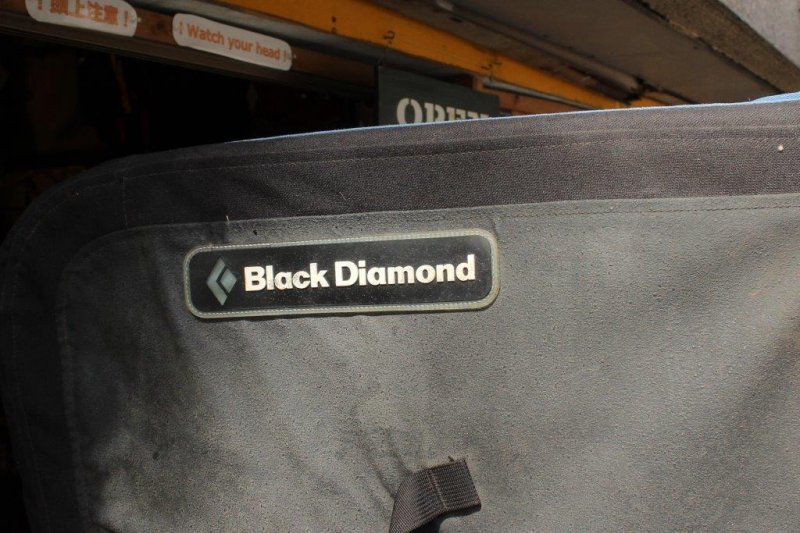 Black Diamond ブラックダイヤモンド＞ Drop Zone Crash Pad ドロップ 