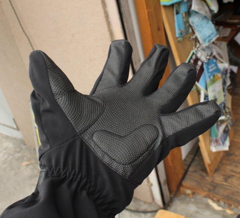 finetrack ファイントラック＞ EverBreath Ice Glove エバーブレス