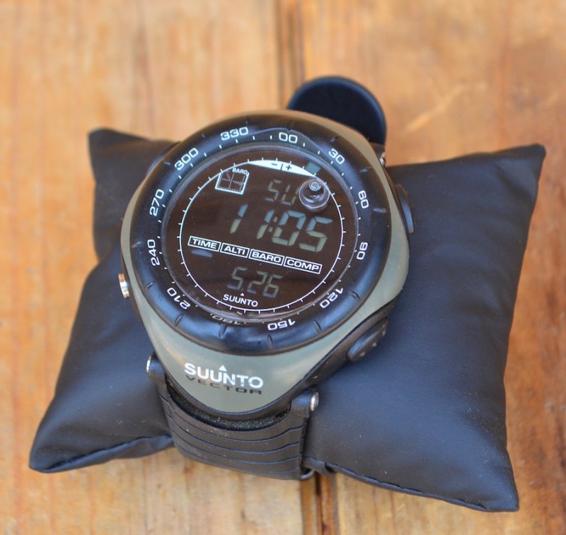 スント ベクター VECTOR 山岳用 腕時計 コンパス 高度計 気圧計 アウト