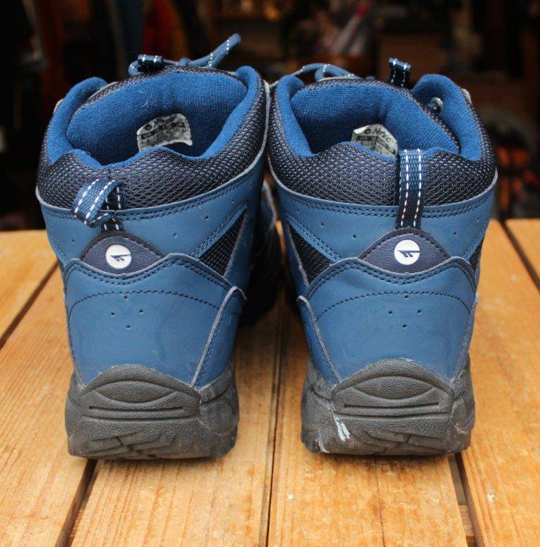 HI-TEC ハイテック＞ Trekking Shoes WP トレッキングシューズ