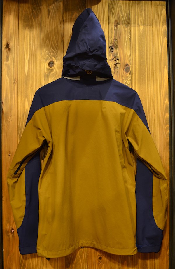 MOUNTAIN HARDWEAR マウンテンハードウエア＞ Cohesion Jacket V.5