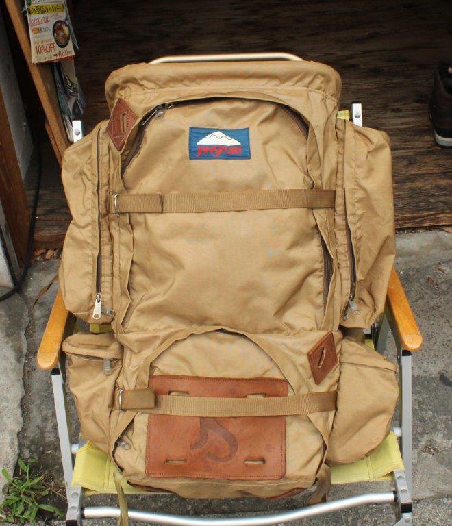 JANSPORT ジャンスポーツ＞ Frame Backpack フレームバックパック