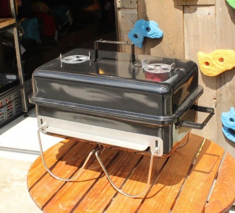 weber ウェーバー＞ GO-ANYWHERE CHARCOAL GRILL ゴーエニウェア 