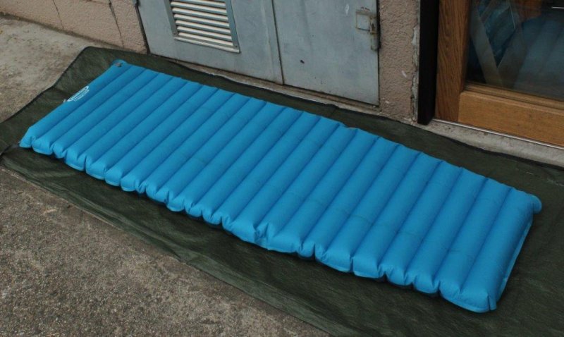 mont-bell モンベル＞ U.L.COMFORT SYSTEM AIR PAD 150 U.L.コンフォートシステムエアパッド150 |  中古アウトドア用品・中古登山用品 買取・販売専門店 : maunga (マウンガ)