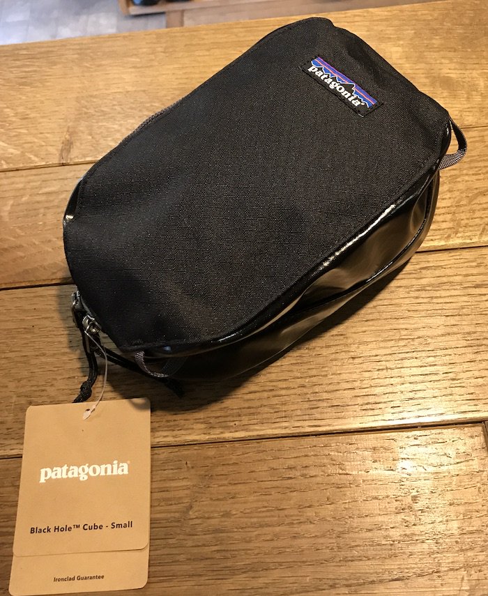 patagonia パタゴニア＞ Black Hole Cube S ブラックホール・キューブ（スモール） | 中古アウトドア用品・中古登山用品  買取・販売専門店 : maunga (マウンガ)