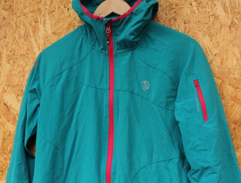 TERNUA テルヌア＞ Stretch Softshell Jacket ストレッチソフトシェル 