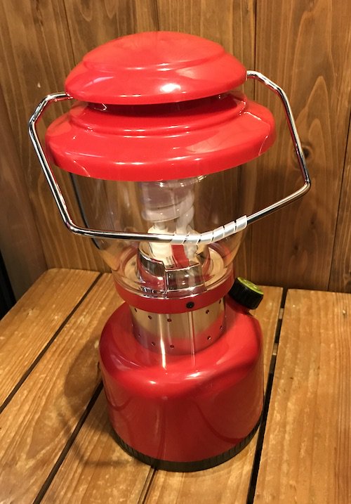 Coleman コールマン＞ RETRO SPIRAL U-TUBE BATTERY LANTERN レトロランタン 15W |  中古アウトドア用品・中古登山用品 買取・販売専門店 : maunga (マウンガ)