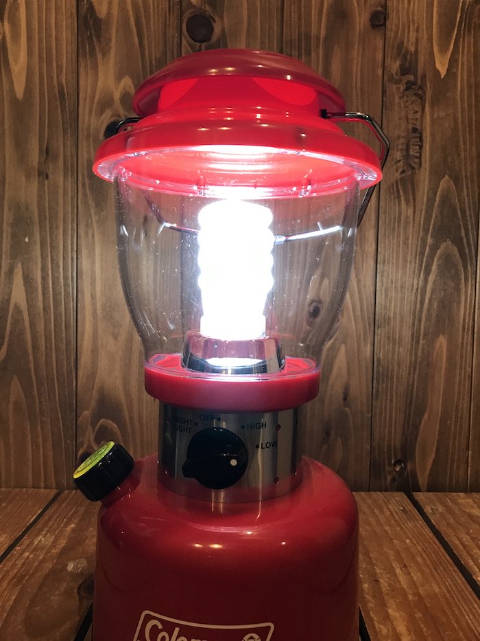 Coleman コールマン＞ RETRO SPIRAL U-TUBE BATTERY LANTERN レトロ 