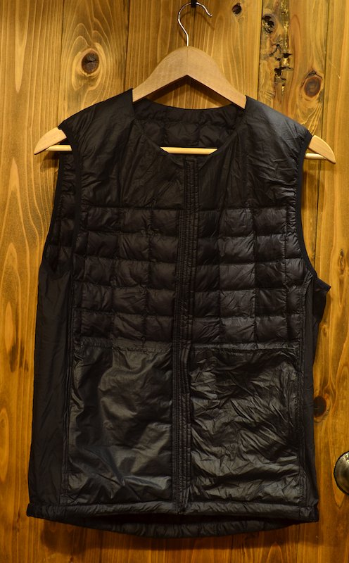 ＜THE NORTH FACE ノースフェイス＞ Red Point Very Light Vest