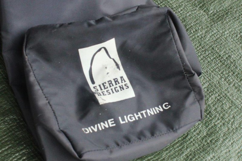 SIERRA DESIGNS シエラデザイン＞ DIVINE LIGHTNING ディバインライトニング | 中古アウトドア用品・中古登山用品  買取・販売専門店 : maunga (マウンガ)