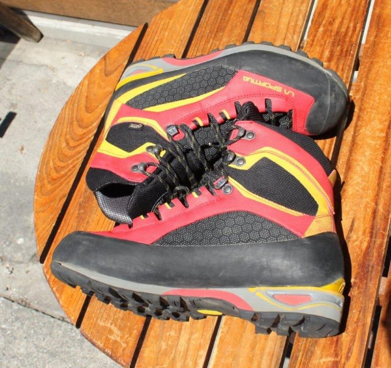 LA SPORTIVA スポルティバ＞ TRANGO TOWER GTX トランゴタワーGTX