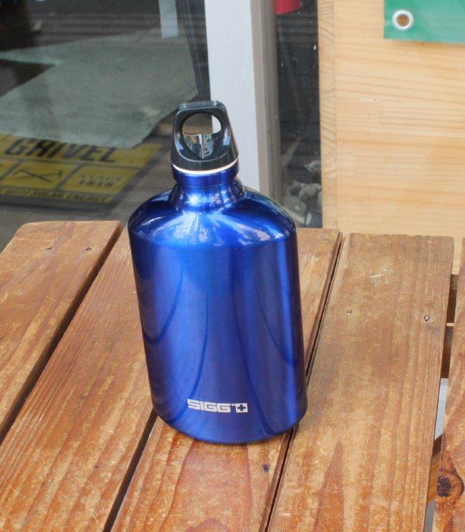 SIGG シグ＞ Oval Bottle 0.6 オーバルボトル0.6 | 中古アウトドア用品 