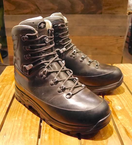 期間限定３０％ＯＦＦ！ LOWA ローバー 登山靴 チベット LL WXL 26.6