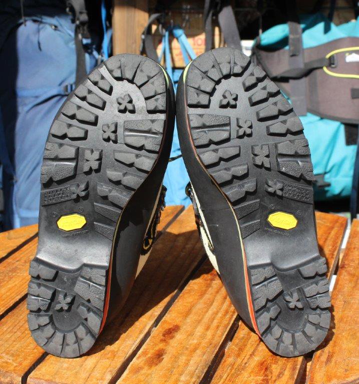 LA SPORTIVA スポルティバ＞ NEPAL EVO GTX WOMAN ネパールエボGTX